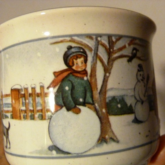 PFALZKERAMIK Germany Hand Decorateded Winterzeit WinterTime Child's Mug Set of 2 - Picture 6 of 9